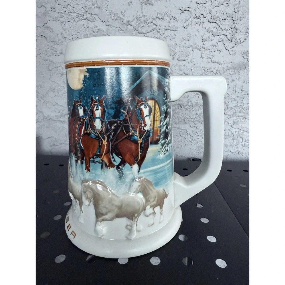 2005 Budweiser Holiday Beer Stein Clydesdales Collectible EUC Winter Horses